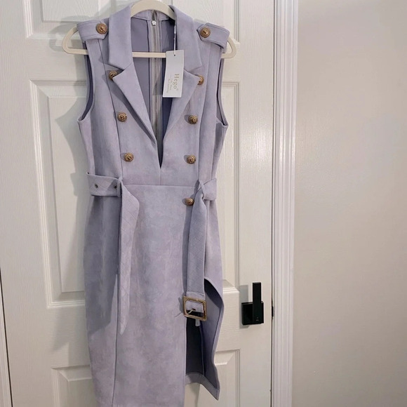 Hego Sleeveless Blazer Dress Gray XL Gold Buttons Belted High Slit Sexy NWT - Picture 2 of 11